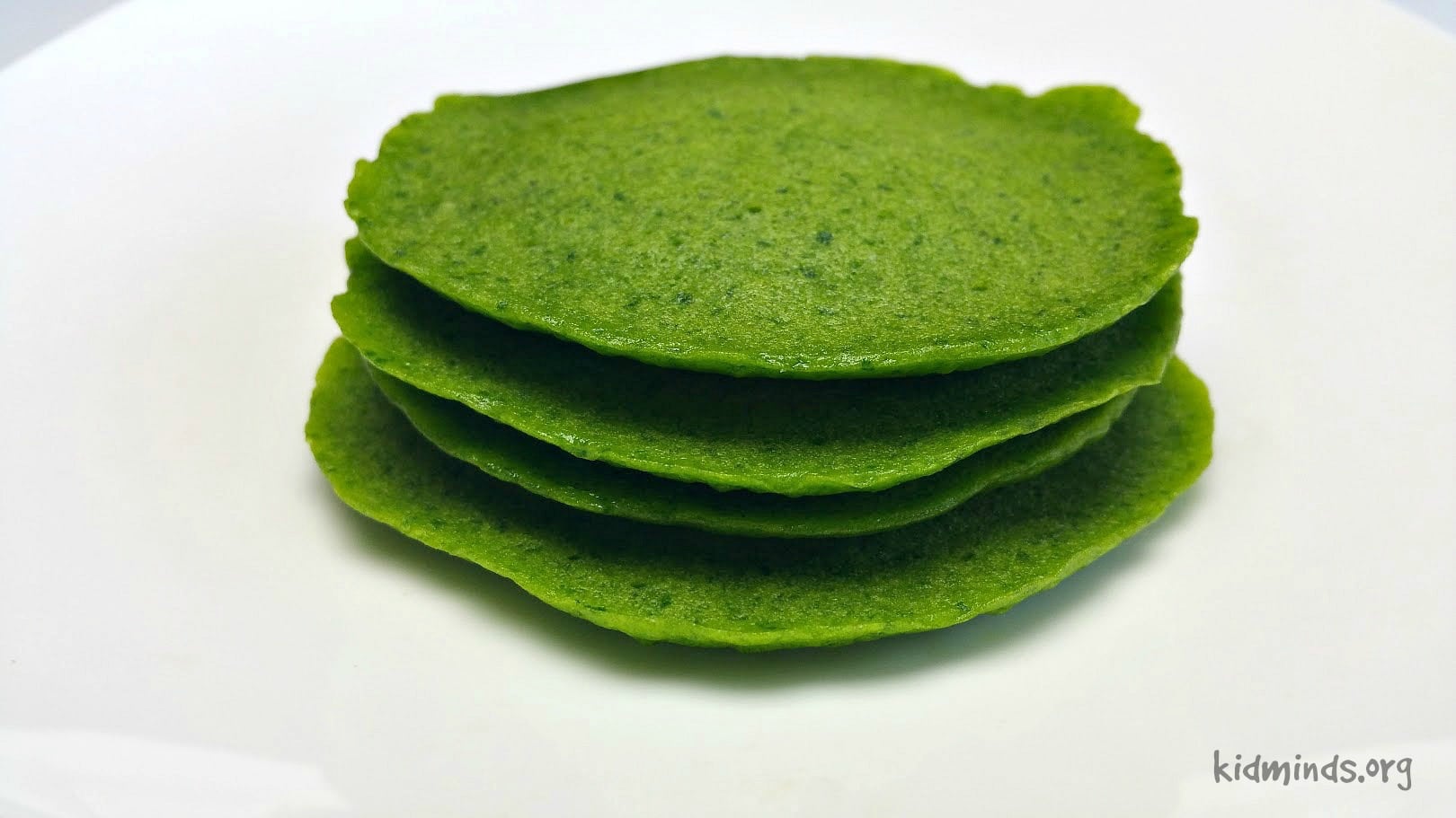 Green pancakes without artificial Colorings.  The rich, green color comes from fresh, nutritious spinach! 