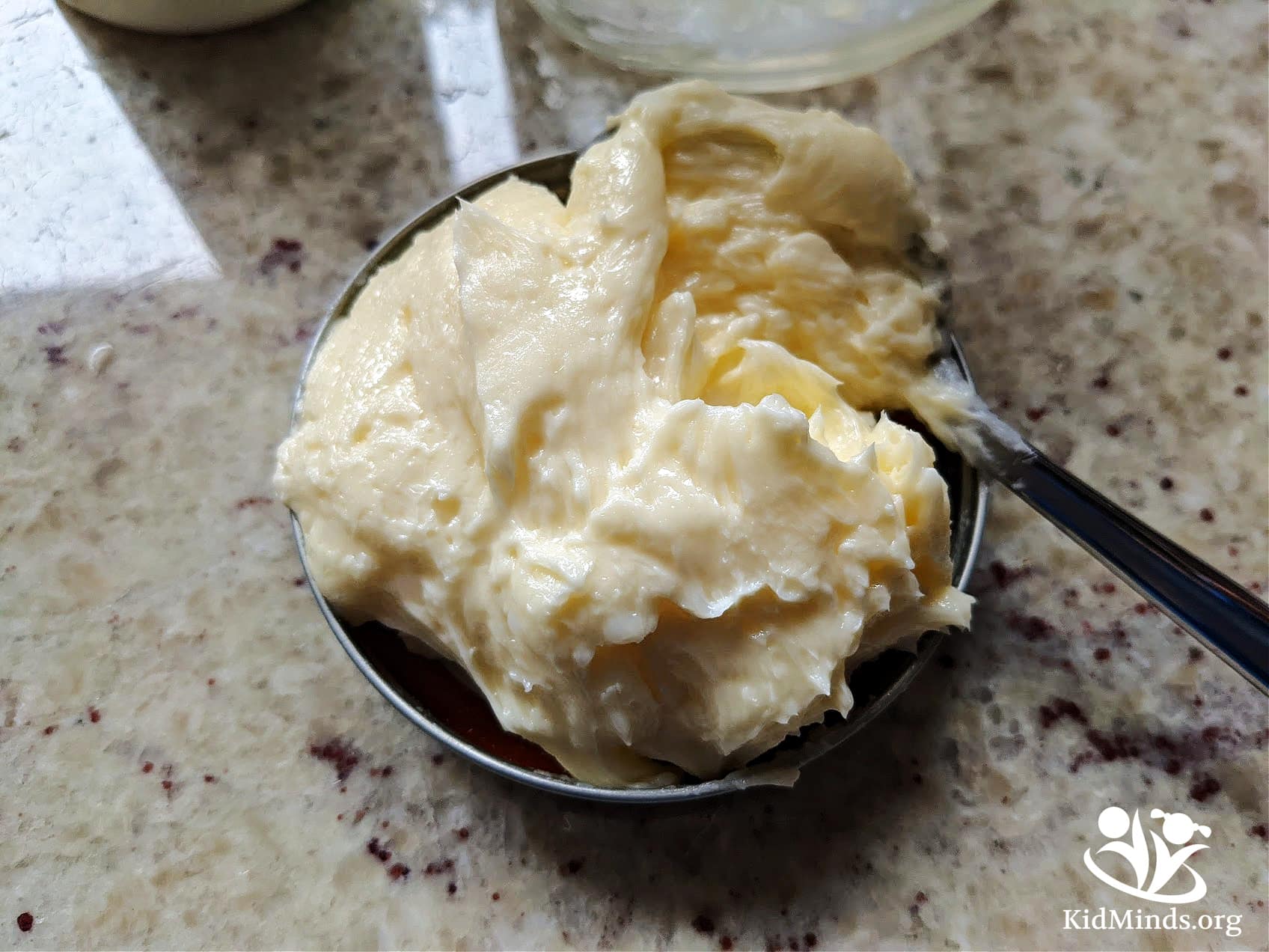 Learn the science of butter making while getting a yummy snack ready. This butter science experiment is good enough to eat.  #kidsactivities #science4kids #kidsscience #stemeducation #stemkids #homeschool #learning