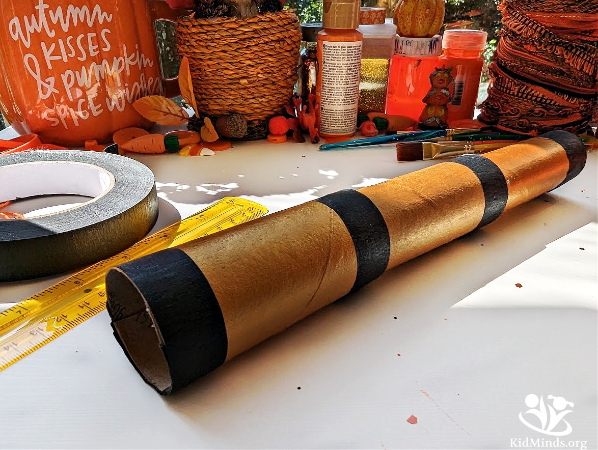 Armed with this fantastic pirate telescope, your kids will be ready to embark on a thrilling pirate adventure! #kidsactivities #STEM #pirate #creativekids #handsonlearning #telescope #scienceforkids #STEAM